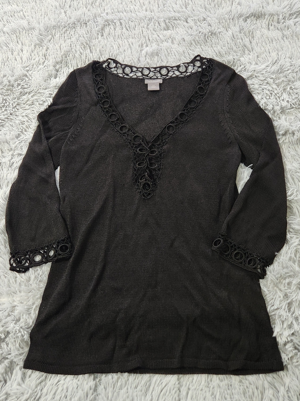 Ann Taylor Black Open Weave Lace Detail 3/4 Sleeve Top